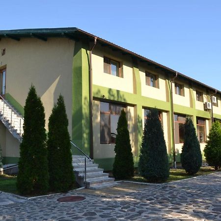 Motel Mesterul Manole Curtea de Argeş Exteriör bild